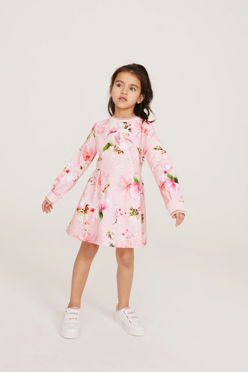 Розовое трикотажное платье с цветочным принтом от Baker By Ted Baker Baker by Ted Baker, розовый
Розовое трикотажное платье с цветочным принтом от Baker By Ted Baker Baker by Ted Baker, розовый