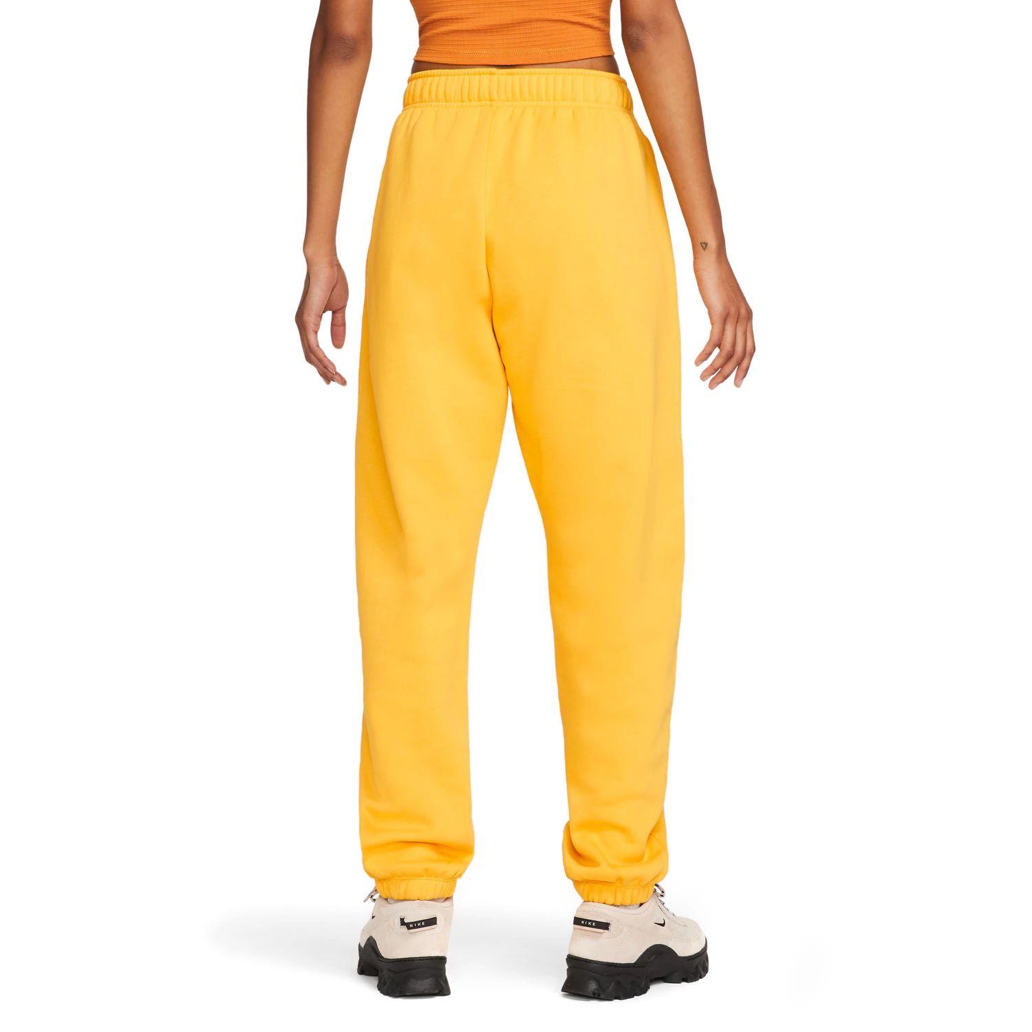 Женские флисовые спортивные штаны большого размера Nike Sportswear Club Nike
Женские флисовые спортивные штаны большого размера Nike Sportswear Club Nike