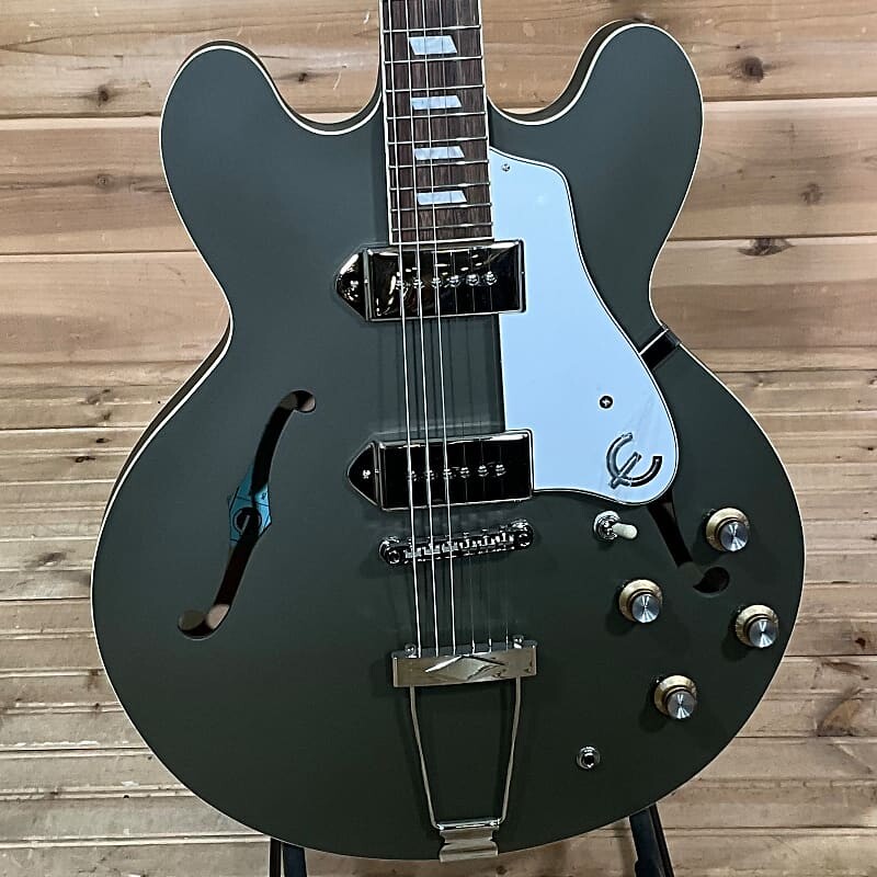 Электрогитара Epiphone Casino Worn - Worn Olive Drab Casino Worn Electric Guitar - Worn Olive Drab
Электрогитара Epiphone Casino Worn - Worn Olive Drab Casino Worn Electric Guitar - Worn Olive Drab