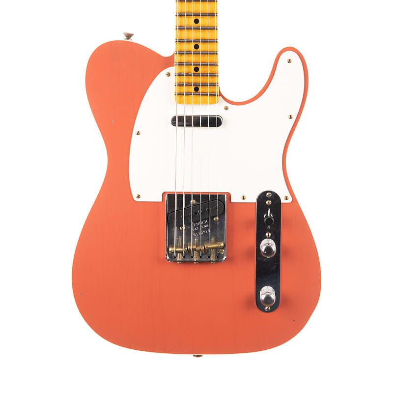 Fender Custom 50s Twisted Tele Custom Journeyman Relic — состаренный таитянский коралл
Fender Custom 50s Twisted Tele Custom Journeyman Relic — состаренный таитянский коралл