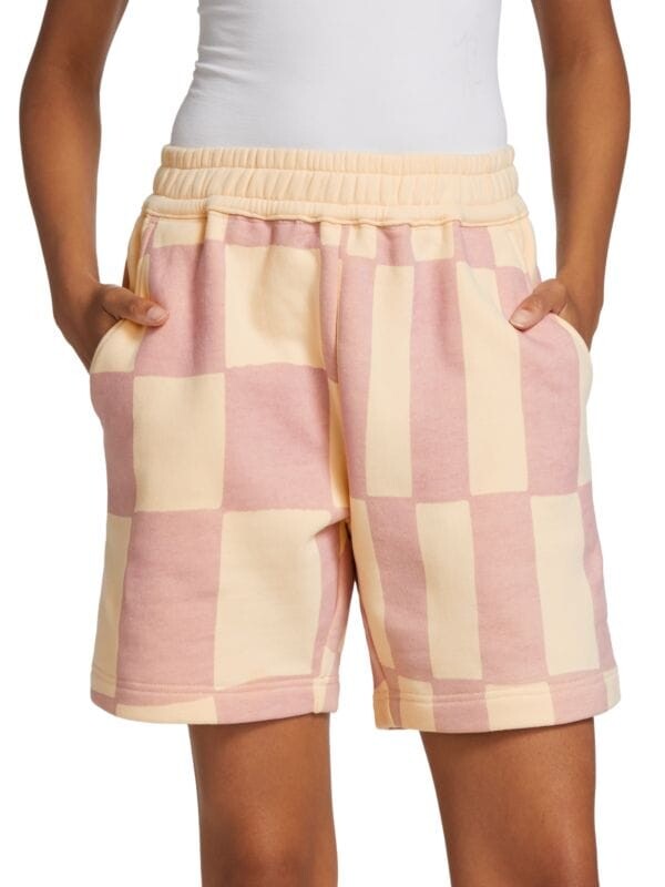Спортивные шорты barneys x krost в шахматную клетку унисекс Saks Fifth Avenue Cherry blossom
Спортивные шорты barneys x krost в шахматную клетку унисекс Saks Fifth Avenue Cherry blossom