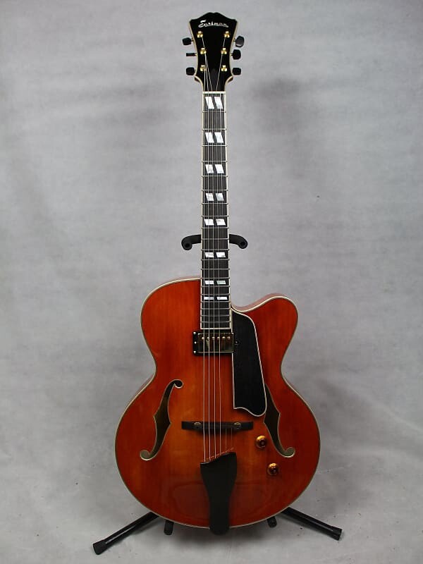 Электрогитара Eastman AR580CE-HB Archtop w/Seymour Duncans - Honey Burst w/Case
Электрогитара Eastman AR580CE-HB Archtop w/Seymour Duncans - Honey Burst w/Case