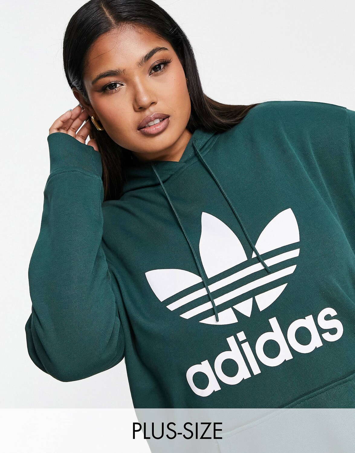Худи большого размера с трилистником adidas Originals Plus студенческого зеленого цвета
Худи большого размера с трилистником adidas Originals Plus студенческого зеленого цвета