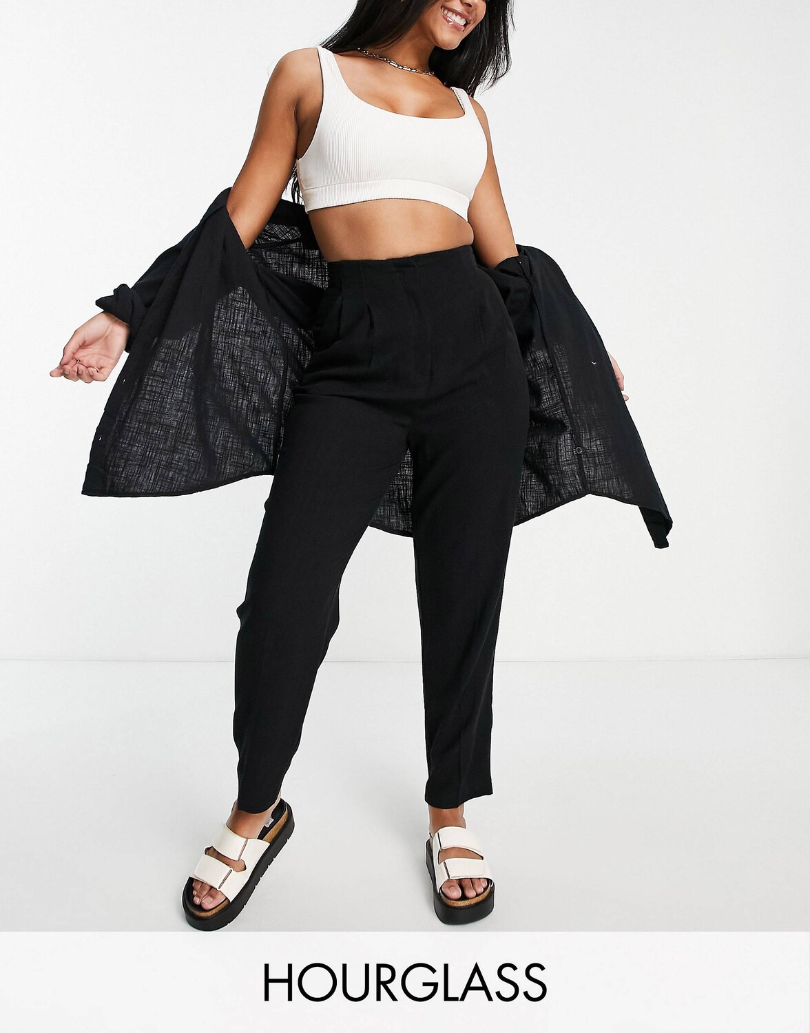 Черные зауженные брюки из мягкой льняной ткани ASOS DESIGN Hourglass Hourglass, Черный
Черные зауженные брюки из мягкой льняной ткани ASOS DESIGN Hourglass Hourglass, Черный
