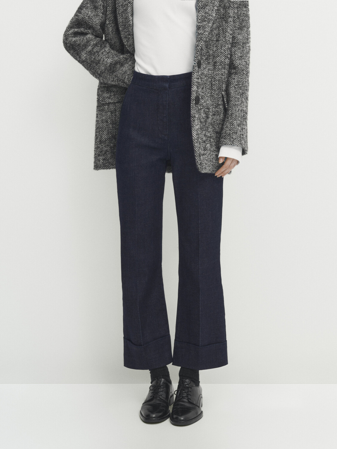 Укороченные джинсы с высокой посадкой и джинсами с подготовками Massimo Dutti, темно-синий
Укороченные джинсы с высокой посадкой и джинсами с подготовками Massimo Dutti, темно-синий