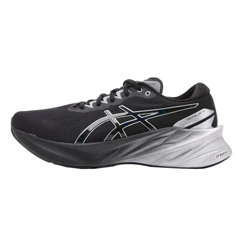 Кроссовки мужские Asics Novablast 3 Platinum для спорта и отдыха, черный / белый
Кроссовки мужские Asics Novablast 3 Platinum для спорта и отдыха, черный / белый
