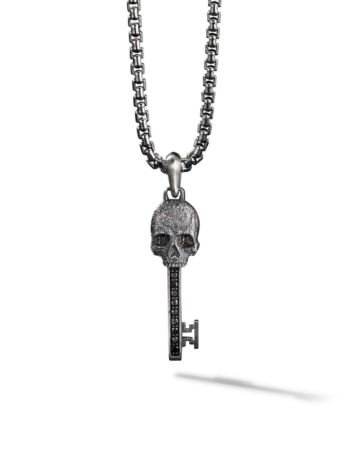 Серебряная подвеска Memento Mori Skull Key с бриллиантами David Yurman, серебряный
Серебряная подвеска Memento Mori Skull Key с бриллиантами David Yurman, серебряный