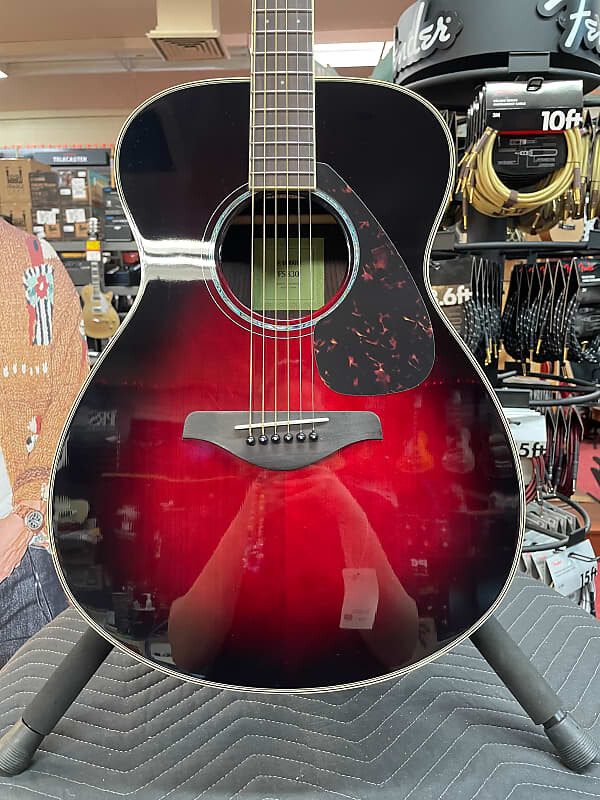 Yamaha FS830-DSR Малогабаритная акустическая гитара Dusk Sun Red FS830-DSR Small-Body Acoustic Guitar
Yamaha FS830-DSR Малогабаритная акустическая гитара Dusk Sun Red FS830-DSR Small-Body Acoustic Guitar