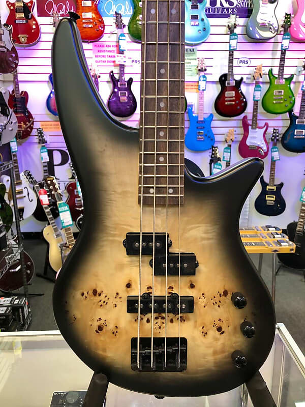 Jackson JS Series Spectra Bass JS2P, накладка на гриф Laurel, цвет Black Burst JS Series Spectra Bass JS2P, Laurel Fingerboard, Black Burst
Jackson JS Series Spectra Bass JS2P, накладка на гриф Laurel, цвет Black Burst JS Series Spectra Bass JS2P, Laurel Fingerboard, Black Burst