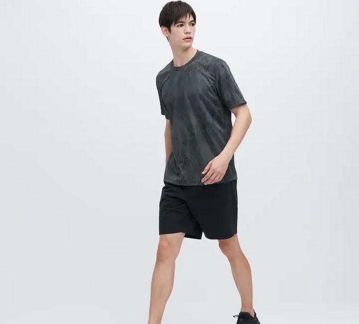 Футболка с круглым вырезом и короткими рукавами с принтом Uniqlo Dry-ex Printed Crew Neck Short Sleeved, темно-серый
Футболка с круглым вырезом и короткими рукавами с принтом Uniqlo Dry-ex Printed Crew Neck Short Sleeved, темно-серый