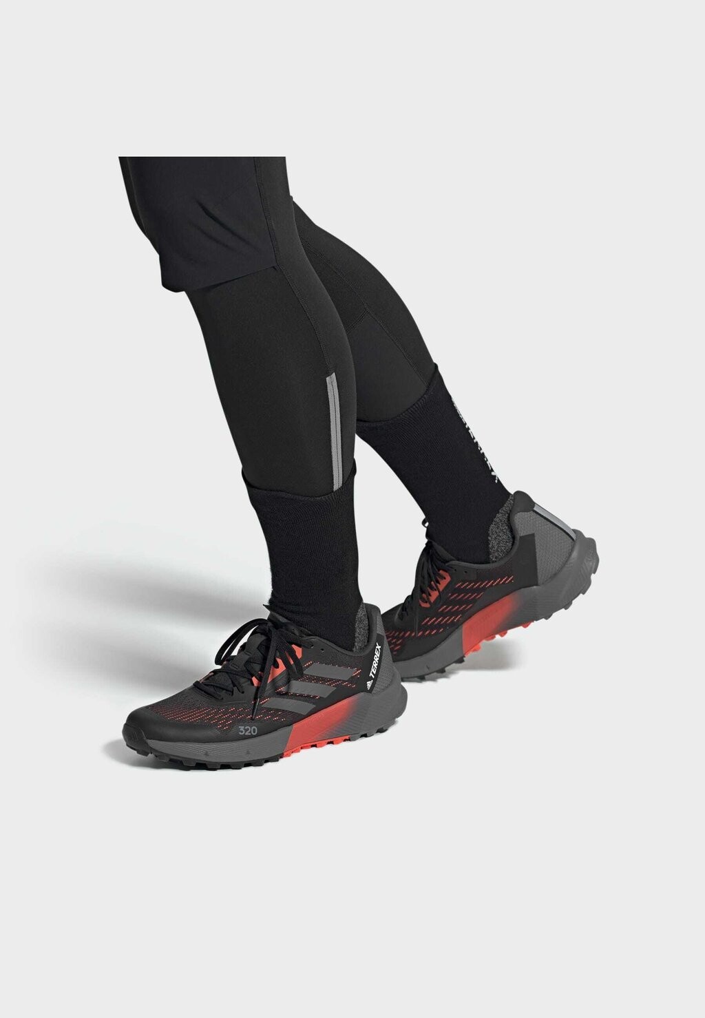 Кроссовки для бега по пересеченной местности TERREX AGRAVIC FLOW 2 TRAIL RUNNING SHOES adidas Performance, цвет black
Кроссовки для бега по пересеченной местности TERREX AGRAVIC FLOW 2 TRAIL RUNNING SHOES adidas Performance, цвет black