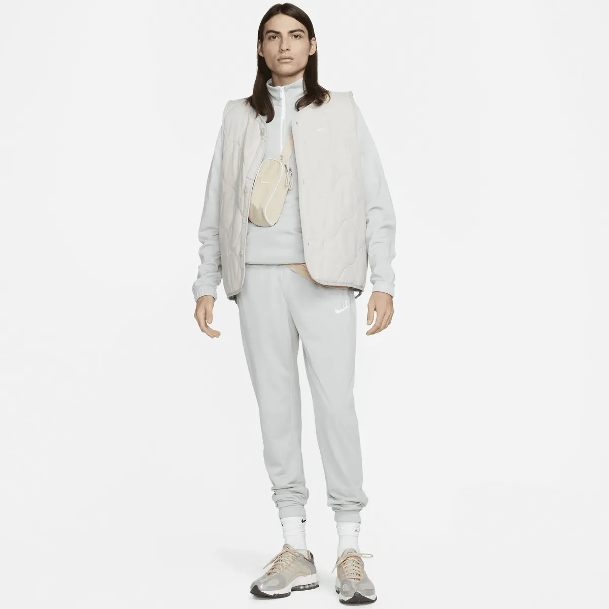 Спортивный костюм Nike Sportswear "Sport Essentials Men's Poly-Knit Track Suit" (комплект, 2 шт.), серый
Спортивный костюм Nike Sportswear "Sport Essentials Men's Poly-Knit Track Suit" (комплект, 2 шт.), серый