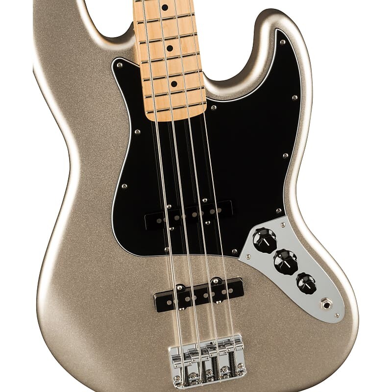 Джазовый бас-гитара Fender с кленовой накладкой к 75-летию - Diamond Anniversary Fender 75th Anniversary Jazz Bass w/ Fingerboard - Anniversary
Джазовый бас-гитара Fender с кленовой накладкой к 75-летию - Diamond Anniversary Fender 75th Anniversary Jazz Bass w/ Fingerboard - Anniversary