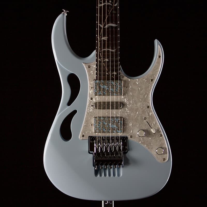 Электрогитара Ibanez Steve Vai Signature PIA3761C - Blue Powder Steve Vai Signature PIA3761C Electric Guitar
Электрогитара Ibanez Steve Vai Signature PIA3761C - Blue Powder Steve Vai Signature PIA3761C Electric Guitar