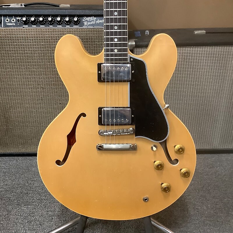 2022 Gibson Murphy Lab 1959 ES-335 Natural Light Aged M2M 2022 Murphy Lab 1959 ES-335 Natural Light Aged M2M
2022 Gibson Murphy Lab 1959 ES-335 Natural Light Aged M2M 2022 Murphy Lab 1959 ES-335 Natural Light Aged M2M