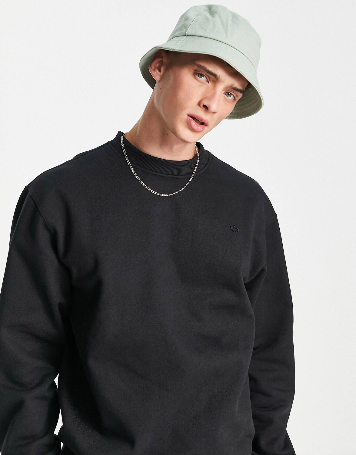 Черная толстовка с круглым вырезом adidas Originals Adicolor Contempo, Черный
Черная толстовка с круглым вырезом adidas Originals Adicolor Contempo, Черный