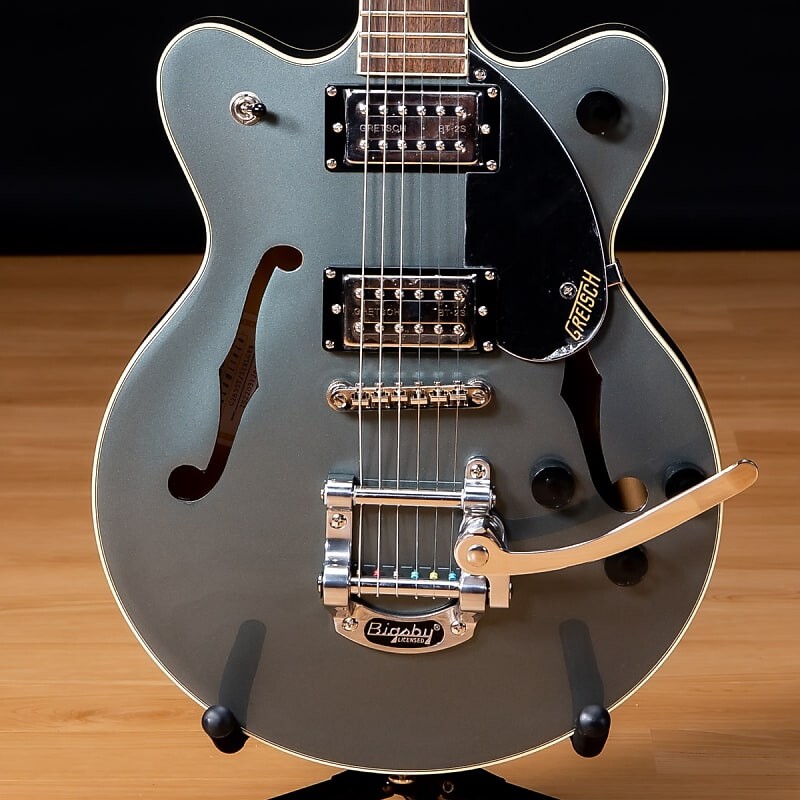 Gretsch G2255T Streamliner Center Block Jr с двойной огранкой - Зеленый Стирлинг SN IS220312645 G2255T Streamliner Center Block Jr Double-Cut
Gretsch G2255T Streamliner Center Block Jr с двойной огранкой - Зеленый Стирлинг SN IS220312645 G2255T Streamliner Center Block Jr Double-Cut