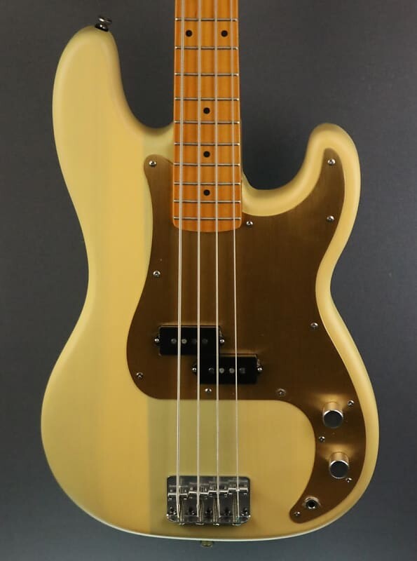 DEMO Squier 40th Anniversary Precision Bass Vintage Edition - Satin Vintage Blonde (688) DEMO (699) 40th Anniversary Precision Bass, Vintage Edition...
DEMO Squier 40th Anniversary Precision Bass Vintage Edition - Satin Vintage Blonde (688) DEMO (699) 40th Anniversary Precision Bass, Vintage Edition...