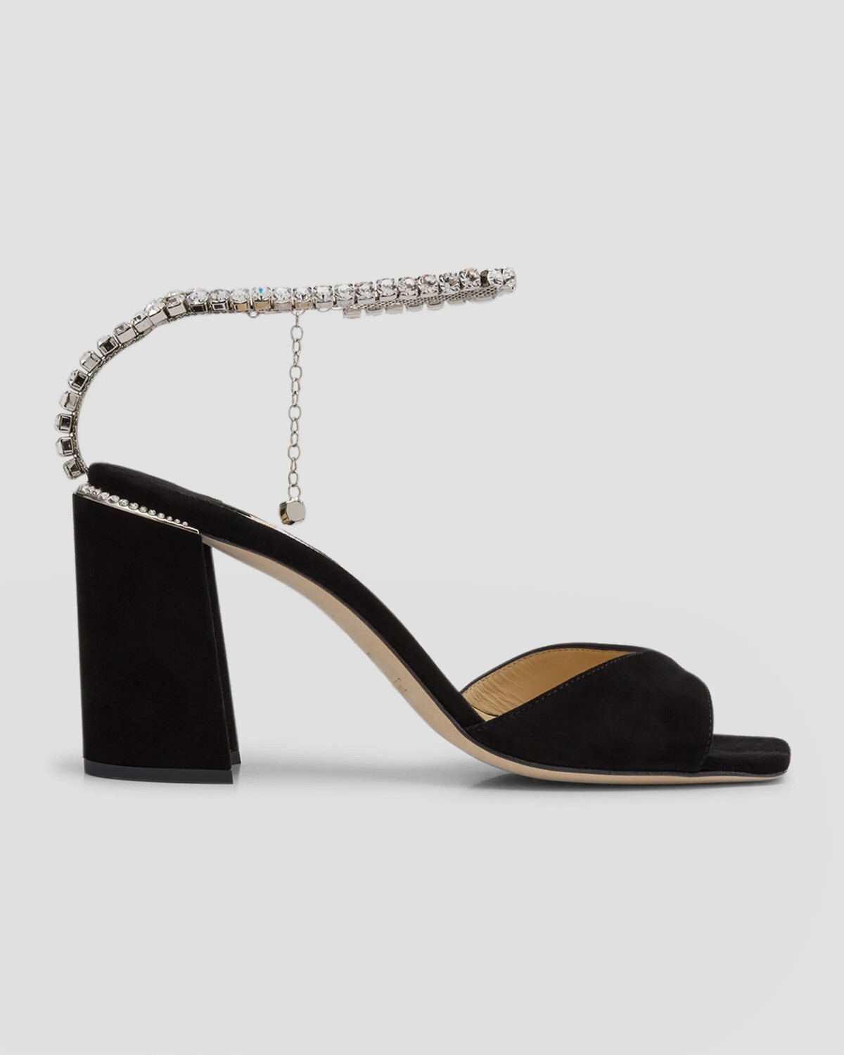 Замшевые сандалии Saeda с ремешком на щиколотке и кристаллами Jimmy Choo, цвет Black/Crystal
Замшевые сандалии Saeda с ремешком на щиколотке и кристаллами Jimmy Choo, цвет Black/Crystal