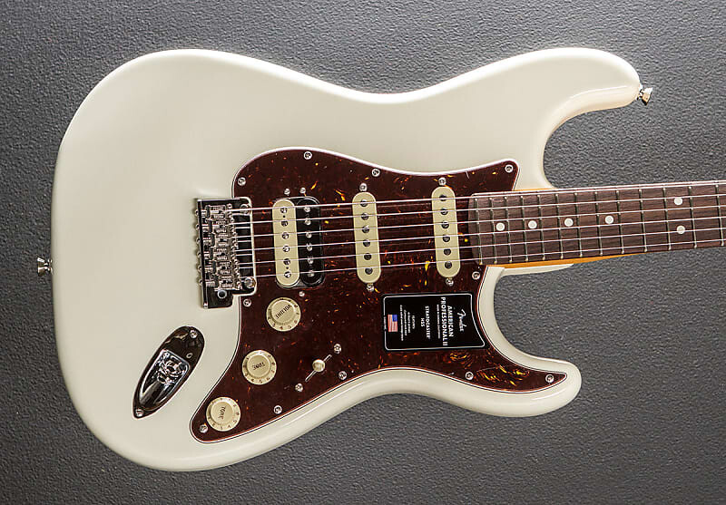 American Professional II Stratocaster HSS — белый олимпийский с палисандровым покрытием Fender American Professional II Stratocaster HSS - w/Rosewood
American Professional II Stratocaster HSS — белый олимпийский с палисандровым покрытием Fender American Professional II Stratocaster HSS - w/Rosewood