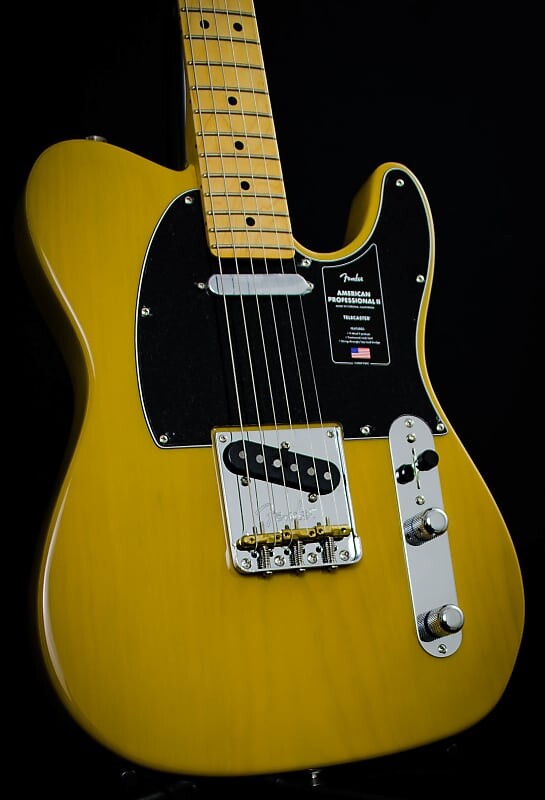 Fender American Pro II Telecaster Butterscotch Blonde с футляром Deluxe American Pro II Telecaster Butterscotch Blonde w/ Deluxe Case
Fender American Pro II Telecaster Butterscotch Blonde с футляром Deluxe American Pro II Telecaster Butterscotch Blonde w/ Deluxe Case