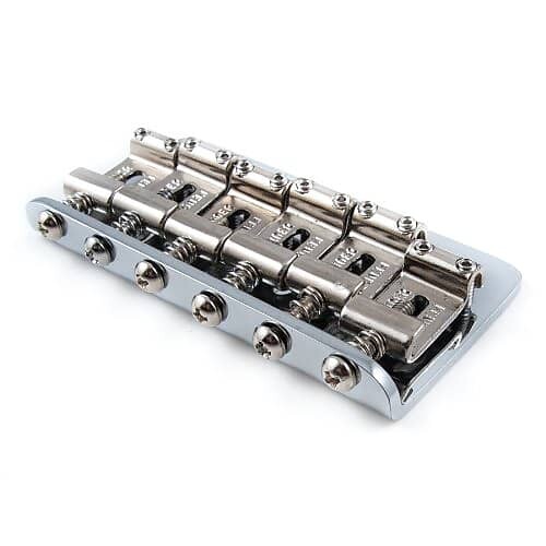 Подлинный гитарный бридж Fender AVRI USA Stratocaster/Strat Hardtail, 003-7592-000 003-7592-049
Подлинный гитарный бридж Fender AVRI USA Stratocaster/Strat Hardtail, 003-7592-000 003-7592-049