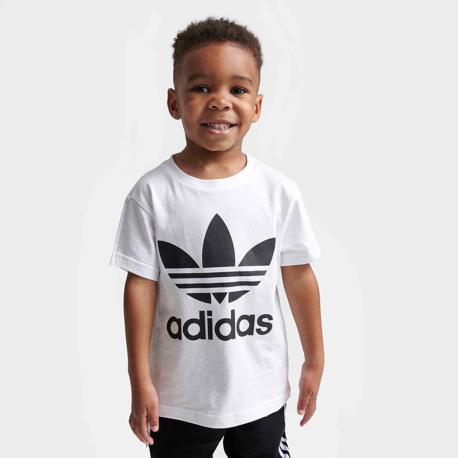Футболка Adidas Originals Adicolor Trefoil для малышей и маленьких детей, белый
Футболка Adidas Originals Adicolor Trefoil для малышей и маленьких детей, белый