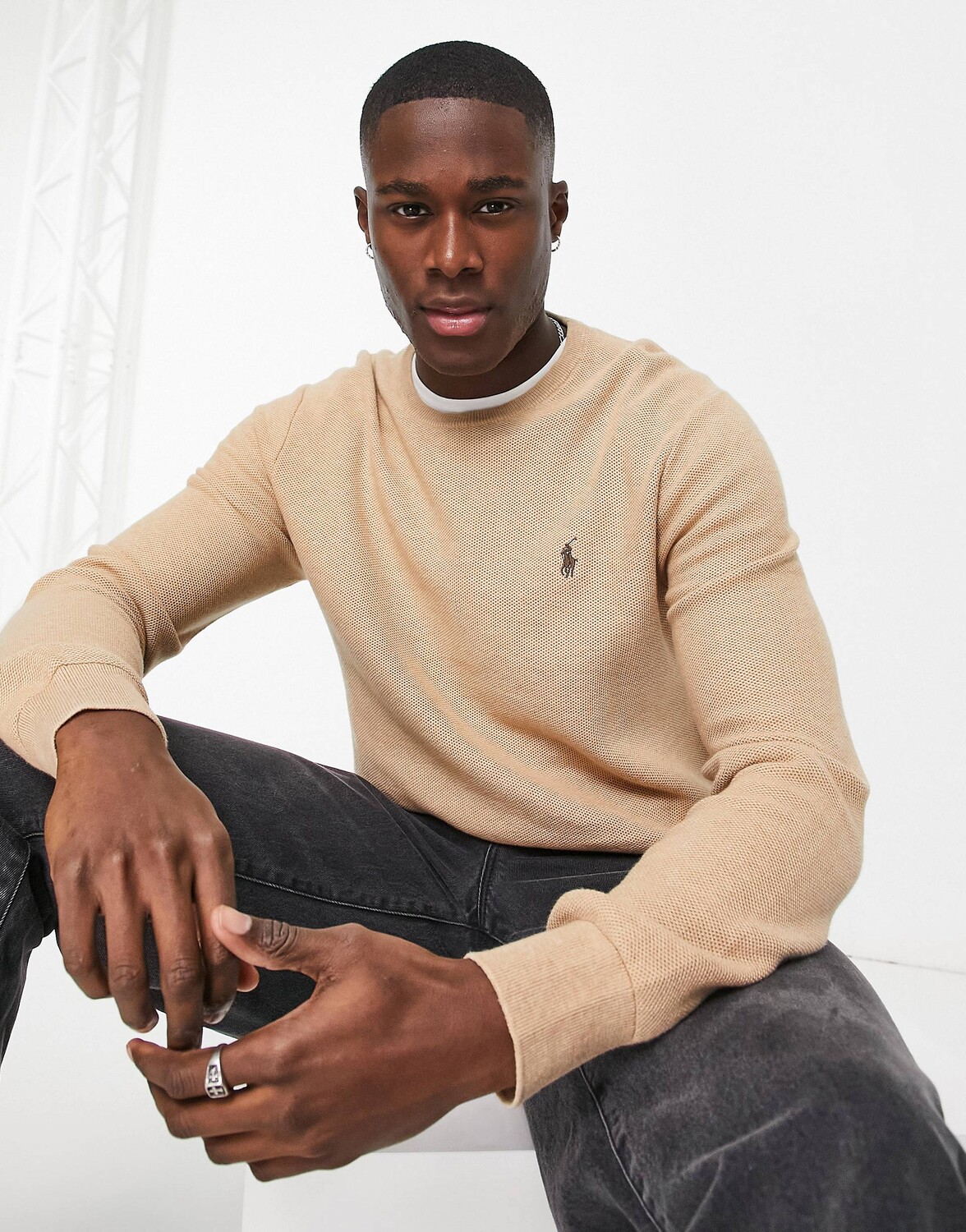 Плотный хлопковый трикотажный джемпер цвета верблюжьего мела Polo Ralph Lauren, Коричневый
Плотный хлопковый трикотажный джемпер цвета верблюжьего мела Polo Ralph Lauren, Коричневый