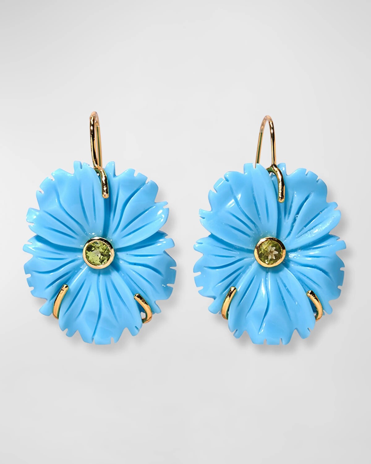 Серьги-подвески New Bloom с лазурным перифотом и бирюзой из 24-каратного золота с лазурным покрытием Lizzie Fortunato, цвет Turquoise
Серьги-подвески New Bloom с лазурным перифотом и бирюзой из 24-каратного золота с лазурным покрытием Lizzie Fortunato, цвет Turquoise