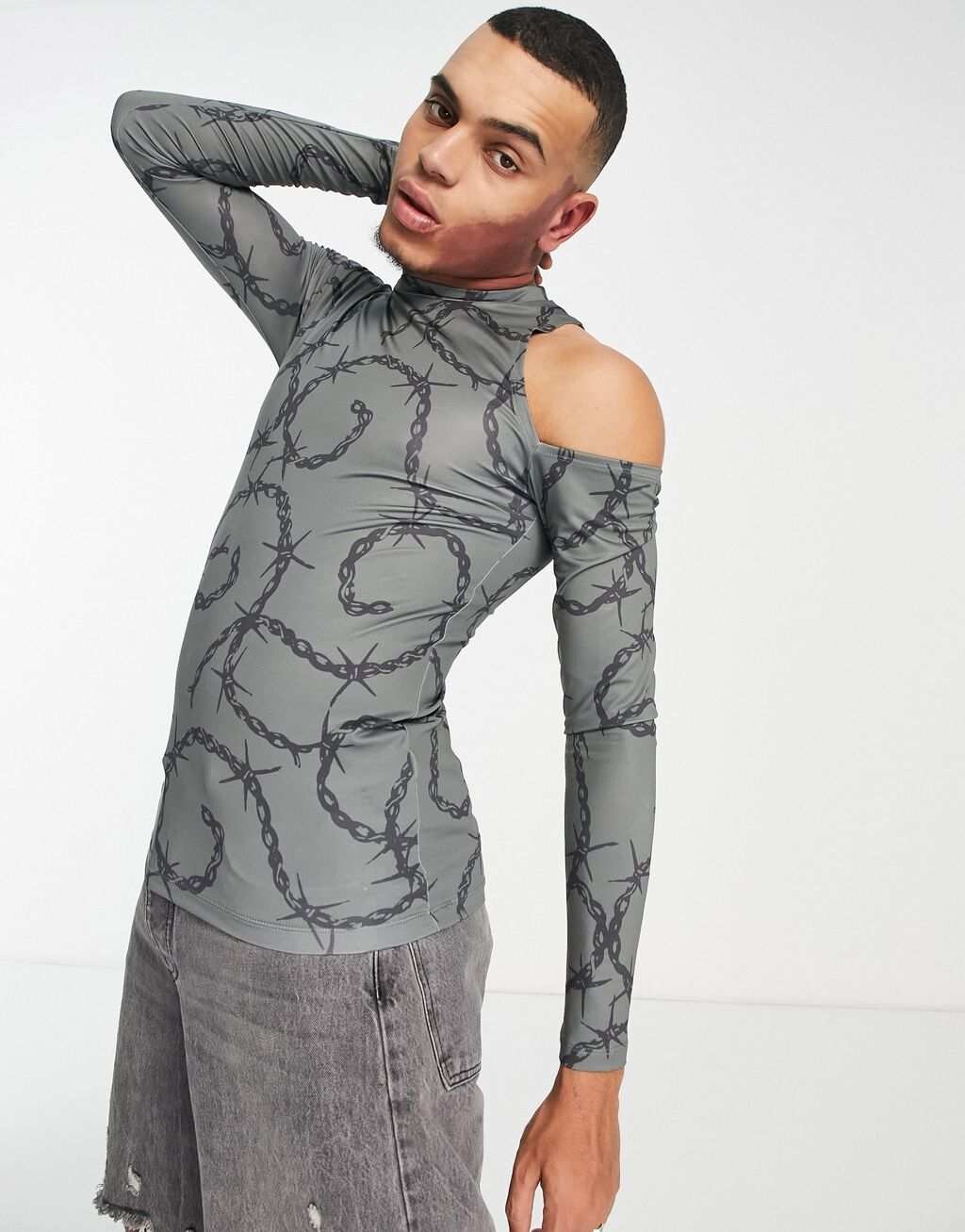 Серая футболка скинни с длинными рукавами и вырезами ASOS DESIGN по всей поверхности принта, Серый
Серая футболка скинни с длинными рукавами и вырезами ASOS DESIGN по всей поверхности принта, Серый