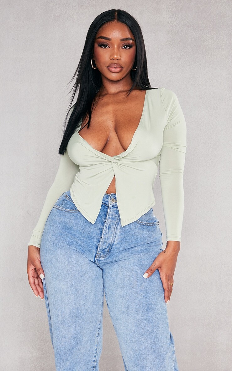 PrettyLittleThing Зеленый облегающий топ с глубоким вырезом и закрученной отделкой Shape Sage Green
PrettyLittleThing Зеленый облегающий топ с глубоким вырезом и закрученной отделкой Shape Sage Green
