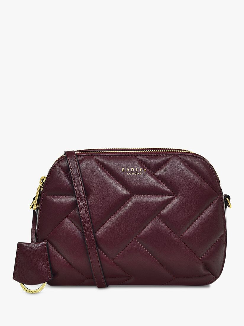 Стеганая кожаная стеганая сумка через плечо Dukes Place Radley, темная вишня
Стеганая кожаная стеганая сумка через плечо Dukes Place Radley, темная вишня