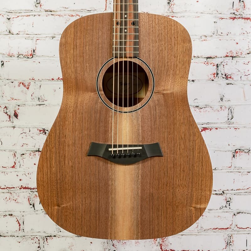 Акустическая гитара Taylor - BBT Walnut - Travel Acoustic Guitar - Layered Walnut
Акустическая гитара Taylor - BBT Walnut - Travel Acoustic Guitar - Layered Walnut