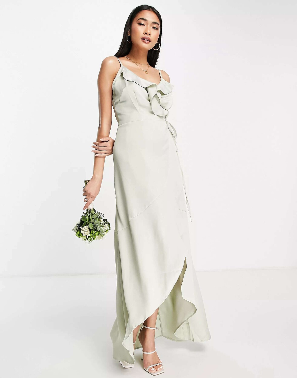 Атласное платье с запахом TFNC Bridesmaid шалфейно-зеленого цвета, Зеленый
Атласное платье с запахом TFNC Bridesmaid шалфейно-зеленого цвета, Зеленый