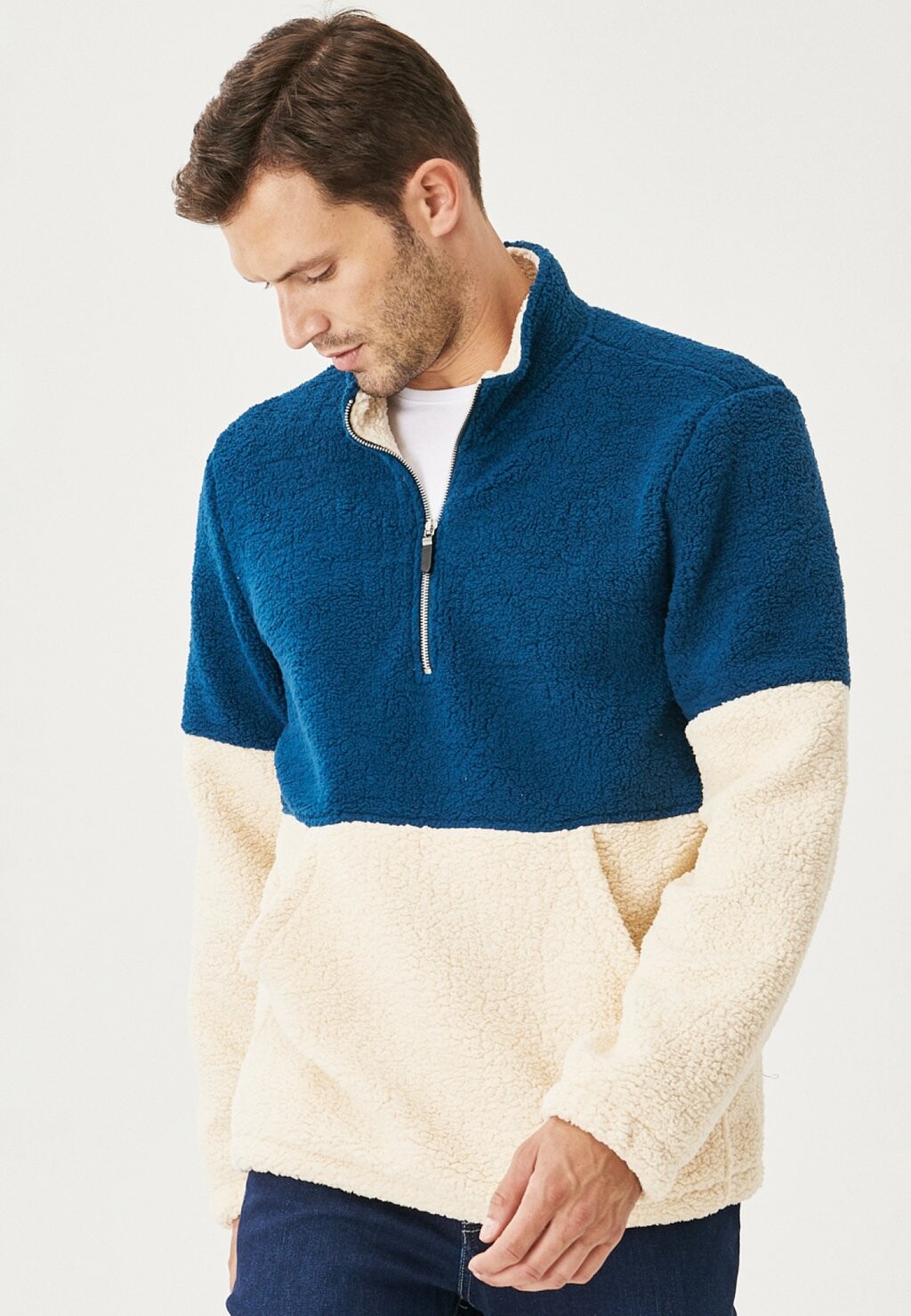 Флисовый пуловер AC&CO / ALTINYILDIZ CLASSICS, цвет Standard Fit Polar Turtleneck
Флисовый пуловер AC&CO / ALTINYILDIZ CLASSICS, цвет Standard Fit Polar Turtleneck