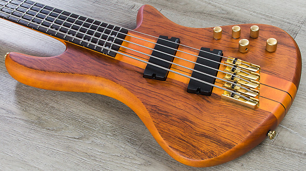Schecter Guitar Research 5-String Stiletto Studio Bass Fanned Fret - Honey Satin STILETTO-STUDIO5-FF-HSN
Schecter Guitar Research 5-String Stiletto Studio Bass Fanned Fret - Honey Satin STILETTO-STUDIO5-FF-HSN