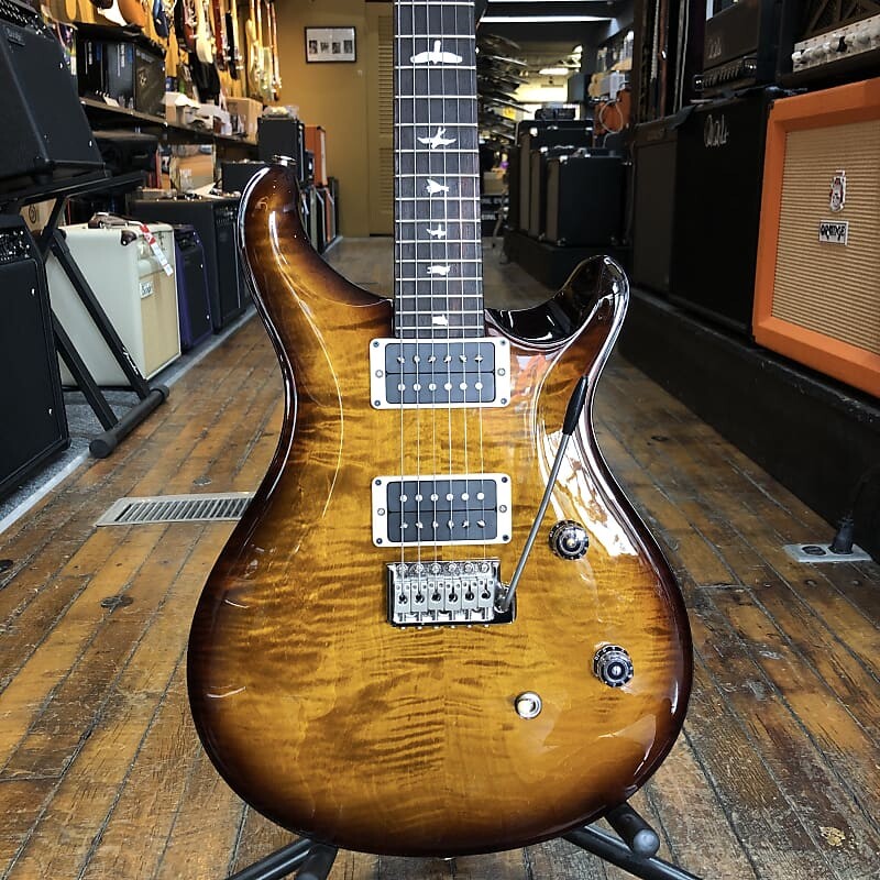 Электрогитара Paul Reed Smith CE 24 Custom Color McCarty Tobacco Sunburst Wrap w/Padded Gig Bag
Электрогитара Paul Reed Smith CE 24 Custom Color McCarty Tobacco Sunburst Wrap w/Padded Gig Bag