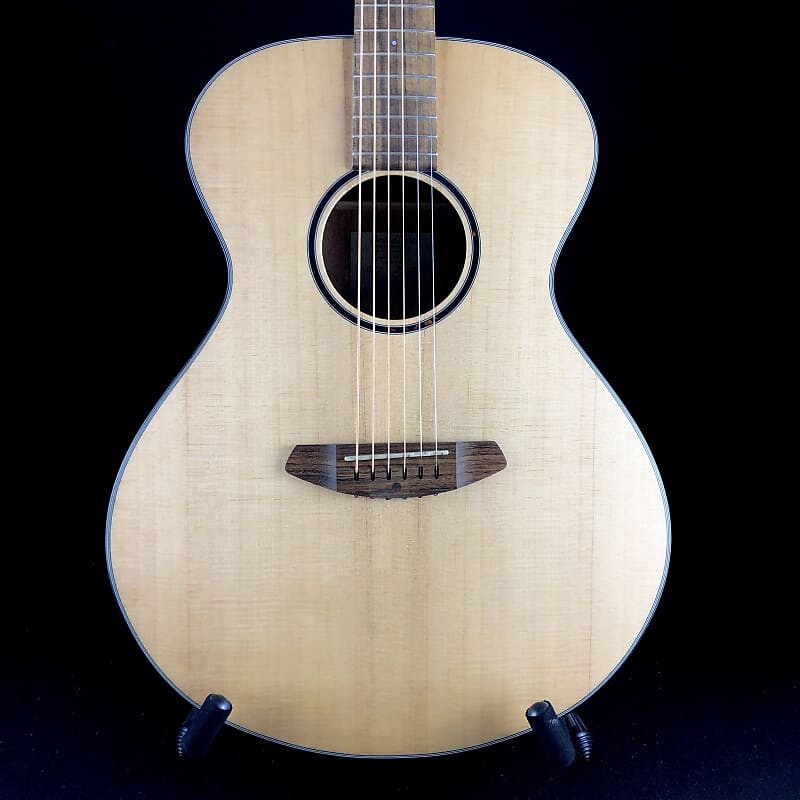 Breedlove Discovery S Concert European Spruce-African Mahogany - копия Discovery S Concert Sitka-African Mahogany
Breedlove Discovery S Concert European Spruce-African Mahogany - копия Discovery S Concert Sitka-African Mahogany