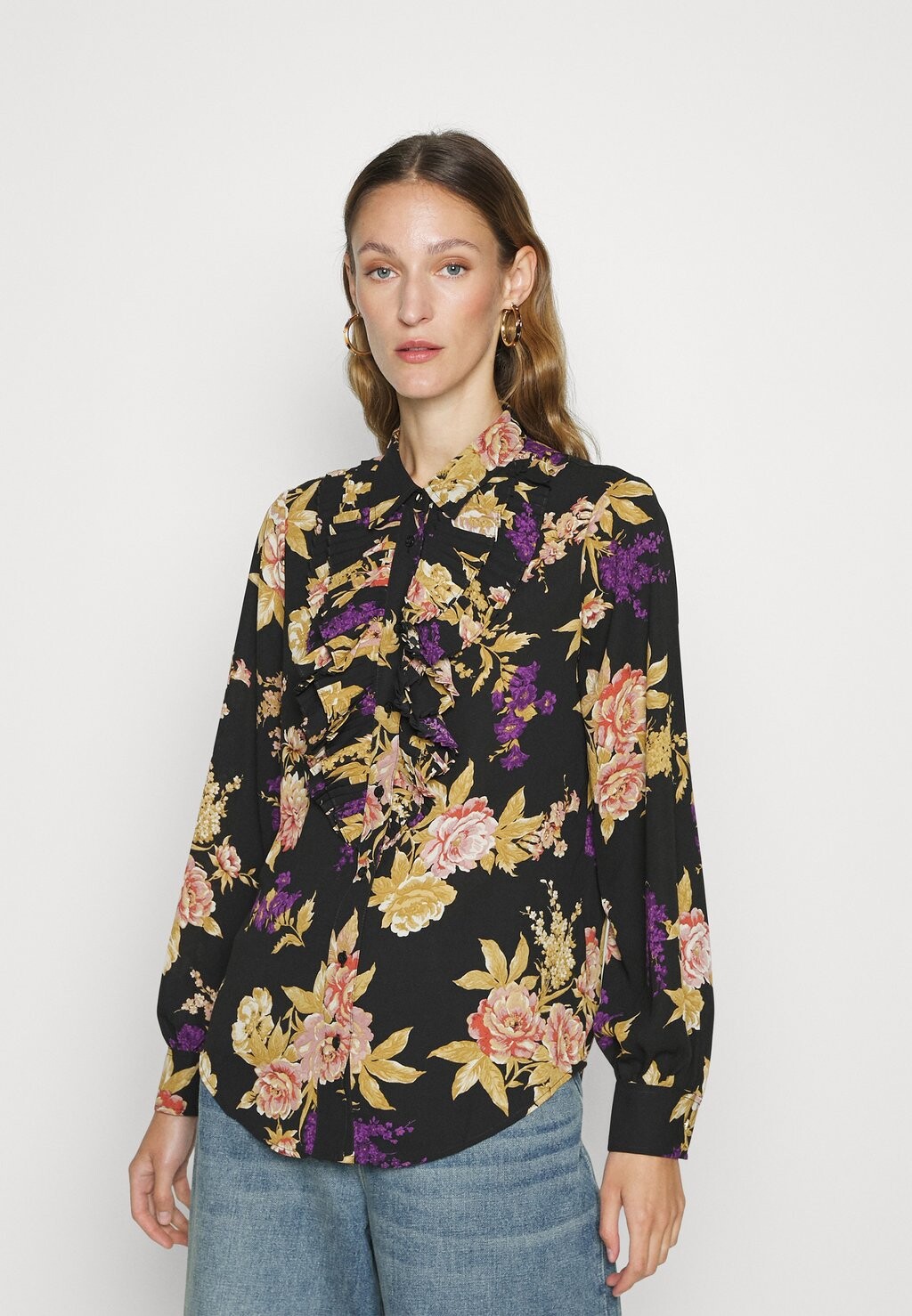 Рубашка Lauren Ralph Lauren DALISTO LONG SLEEVE BUTTON FRONT, цвет black/tan/multi
Рубашка Lauren Ralph Lauren DALISTO LONG SLEEVE BUTTON FRONT, цвет black/tan/multi