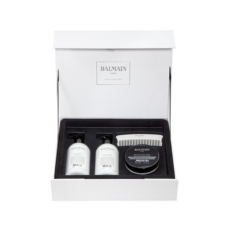 Balmain Revitalizing Care набор: шампунь для волос, 300 мл + кондиционер для волос, 300 мл + маска для волос, 200 мл + расческа, 1 шт.
Balmain Revitalizing Care набор: шампунь для волос, 300 мл + кондиционер для волос, 300 мл + маска для волос, 200 мл + расческа, 1 шт.