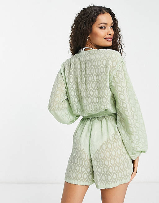 Пляжный комбинезон с глубоким вырезом ASOS DESIGN Petite из струящегося прозрачного жаккарда шалфейного цвета
Пляжный комбинезон с глубоким вырезом ASOS DESIGN Petite из струящегося прозрачного жаккарда шалфейного цвета