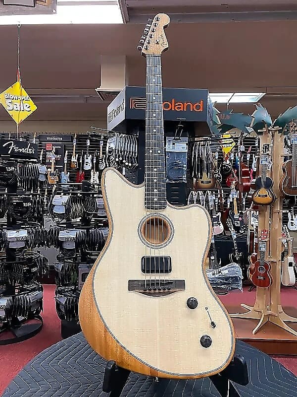 Fender American Acoustasonic Jazzmaster, натуральный цвет, накладка на гриф черного дерева American Acoustasonic Jazzmaster, Natural, Ebony Fingerboard
Fender American Acoustasonic Jazzmaster, натуральный цвет, накладка на гриф черного дерева American Acoustasonic Jazzmaster, Natural, Ebony Fingerboard