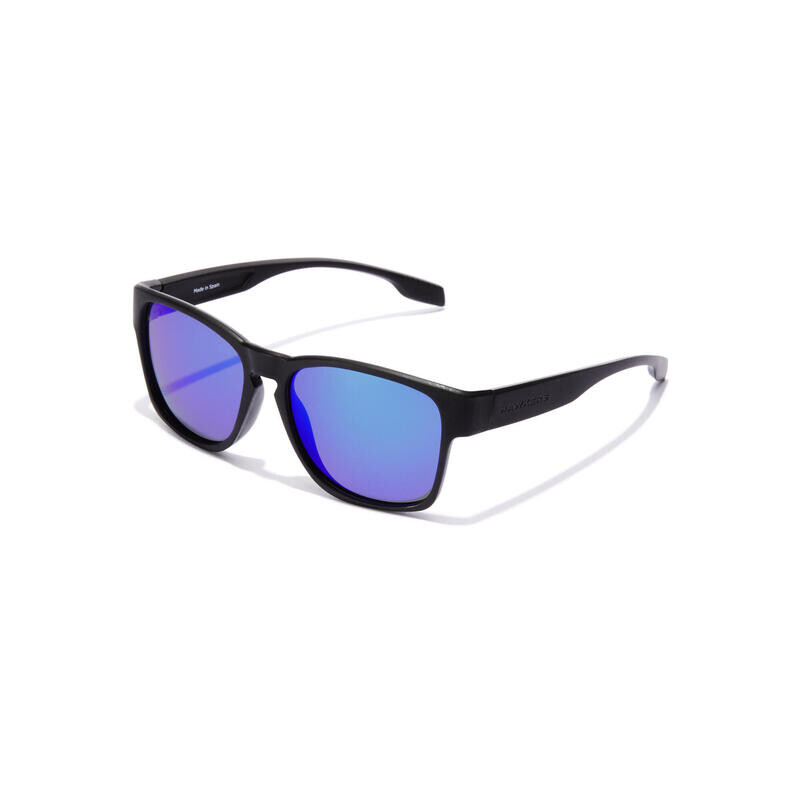 Солнцезащитные очки для мужчин и женщин POLARIZED SKY - CORE Raw HAWKERS, цвет azul
Солнцезащитные очки для мужчин и женщин POLARIZED SKY - CORE Raw HAWKERS, цвет azul