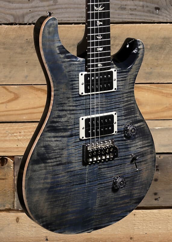 Электрогитара PRS Custom 24 Faded Whale Blue с футляром PRS 24 Electric Guitar Faded Whale w/ Case
Электрогитара PRS Custom 24 Faded Whale Blue с футляром PRS 24 Electric Guitar Faded Whale w/ Case
