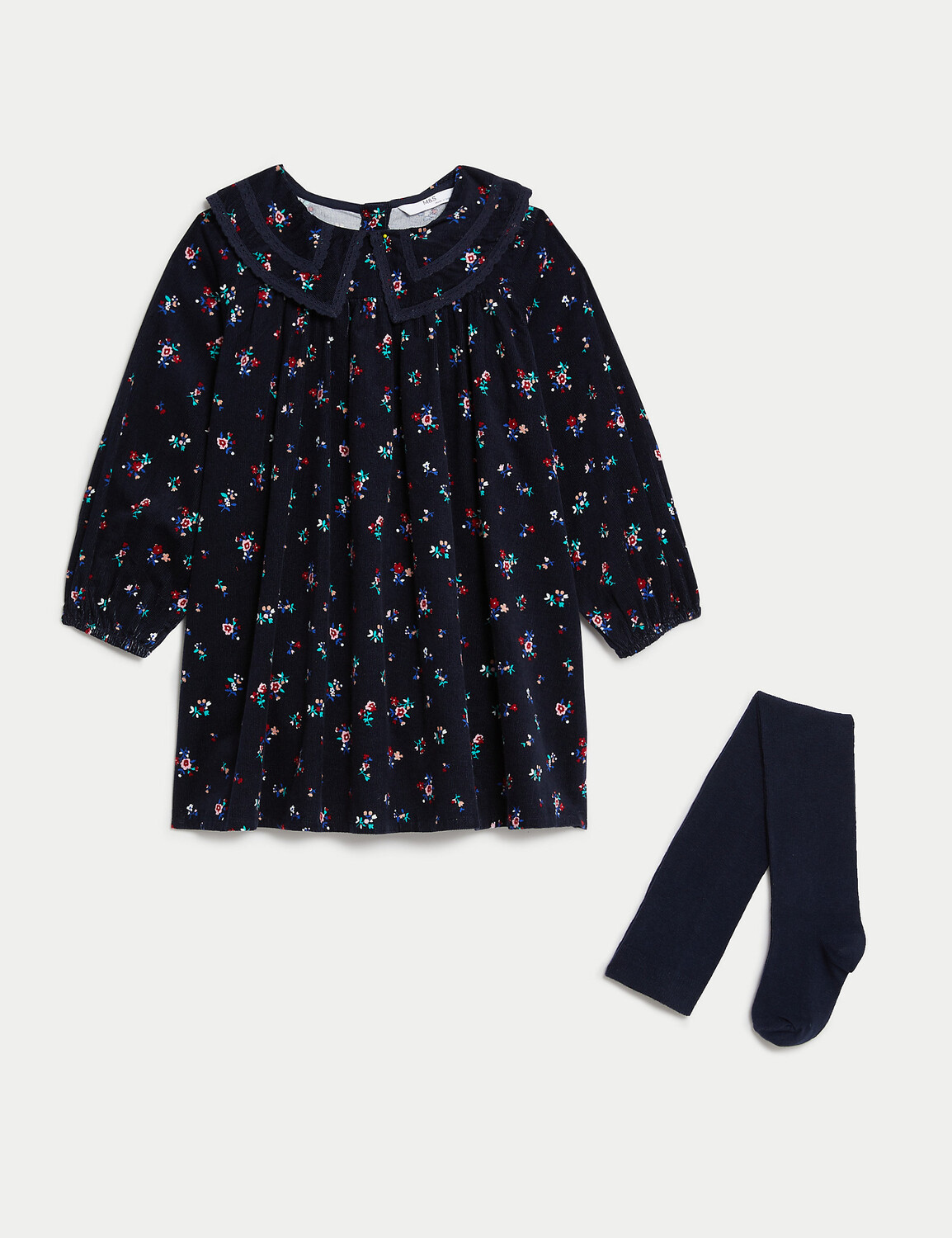 Наряд из верха и низа с насыщенным хлопковым цветочным принтом (2–8 лет) Marks & Spencer, темно-синий
Наряд из верха и низа с насыщенным хлопковым цветочным принтом (2–8 лет) Marks & Spencer, темно-синий