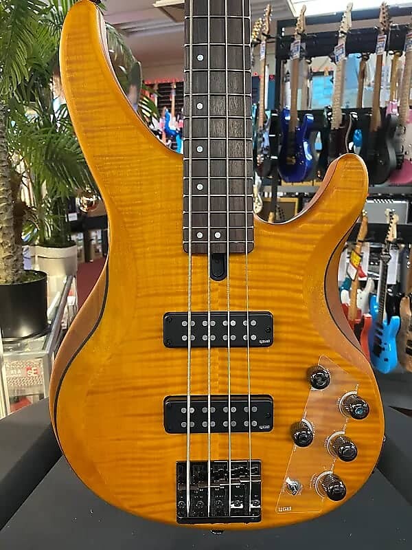 Бас-гитара Yamaha TRBX604FM — матовый янтарный TRBX604FM Bass Guitar - Matte Amber
Бас-гитара Yamaha TRBX604FM — матовый янтарный TRBX604FM Bass Guitar - Matte Amber