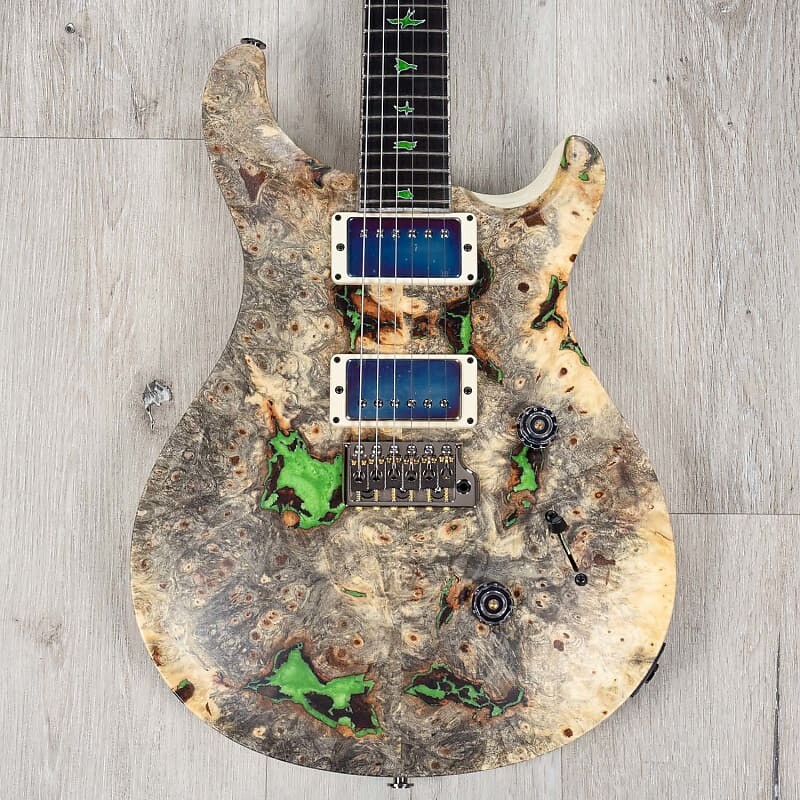Гитара PRS Paul Reed Smith Private Stock Custom 24, топ из капа конского каштана, натуральная и зеленая смола PS-09794
Гитара PRS Paul Reed Smith Private Stock Custom 24, топ из капа конского каштана, натуральная и зеленая смола PS-09794