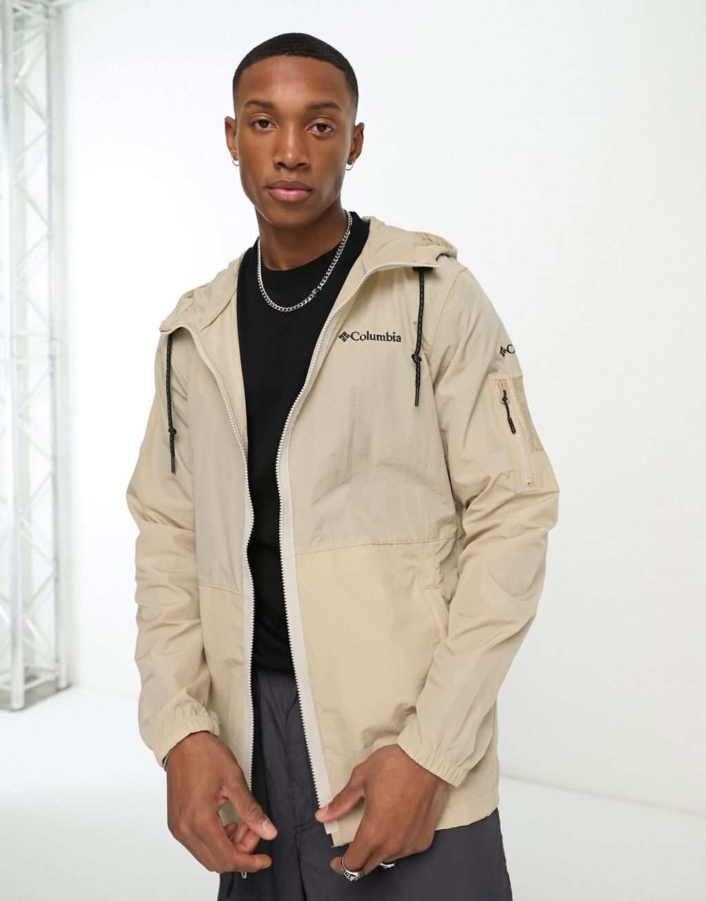 Бежевая практичная жатая ветровка Columbia Doverwood эксклюзивно на ASOS, Бежевый
Бежевая практичная жатая ветровка Columbia Doverwood эксклюзивно на ASOS, Бежевый