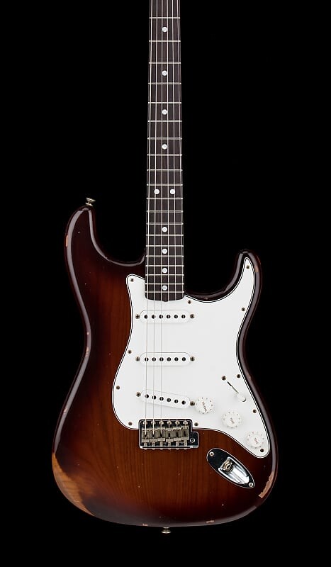 Электрогитара Fender Custom Shop Empire 67 Stratocaster Relic - Wide Fade Violin Burst #65954
Электрогитара Fender Custom Shop Empire 67 Stratocaster Relic - Wide Fade Violin Burst #65954