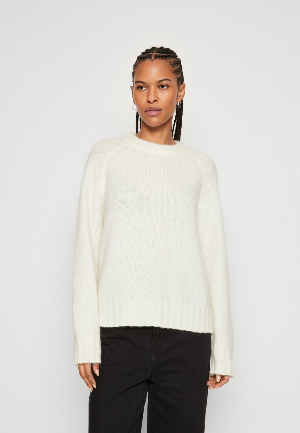 Вязаный свитер CREW NECK SWEATER RAGLAN SLEEVES Marc O'Polo DENIM, цвет white blush
Вязаный свитер CREW NECK SWEATER RAGLAN SLEEVES Marc O'Polo DENIM, цвет white blush